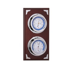 Orologio e barometro della stazione metereologica — Raig