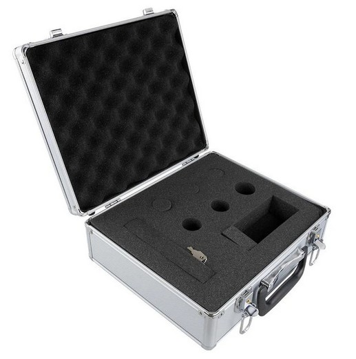 Celestron eyepiece case and accessories, without accessories.