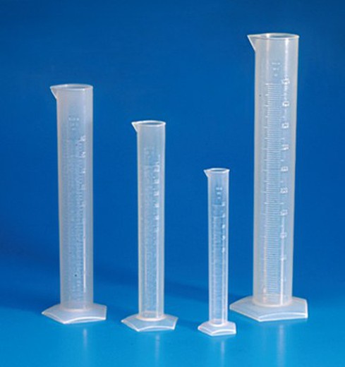 Hochformige PP-Kunststofftuben (10 bis 2000 ml)