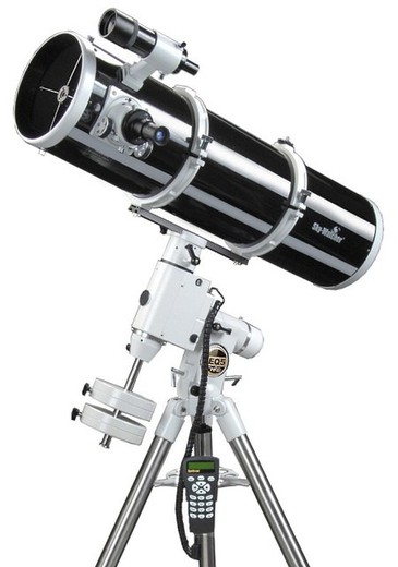SkyWatcher BlackDiamond Reflector 250 HEQ5 SynScan Teleskop