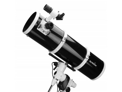 Télescope SkyWatcher WidePhoto Reflector 200 NEQ6 SynScan